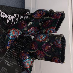 Floral patterned heel boots